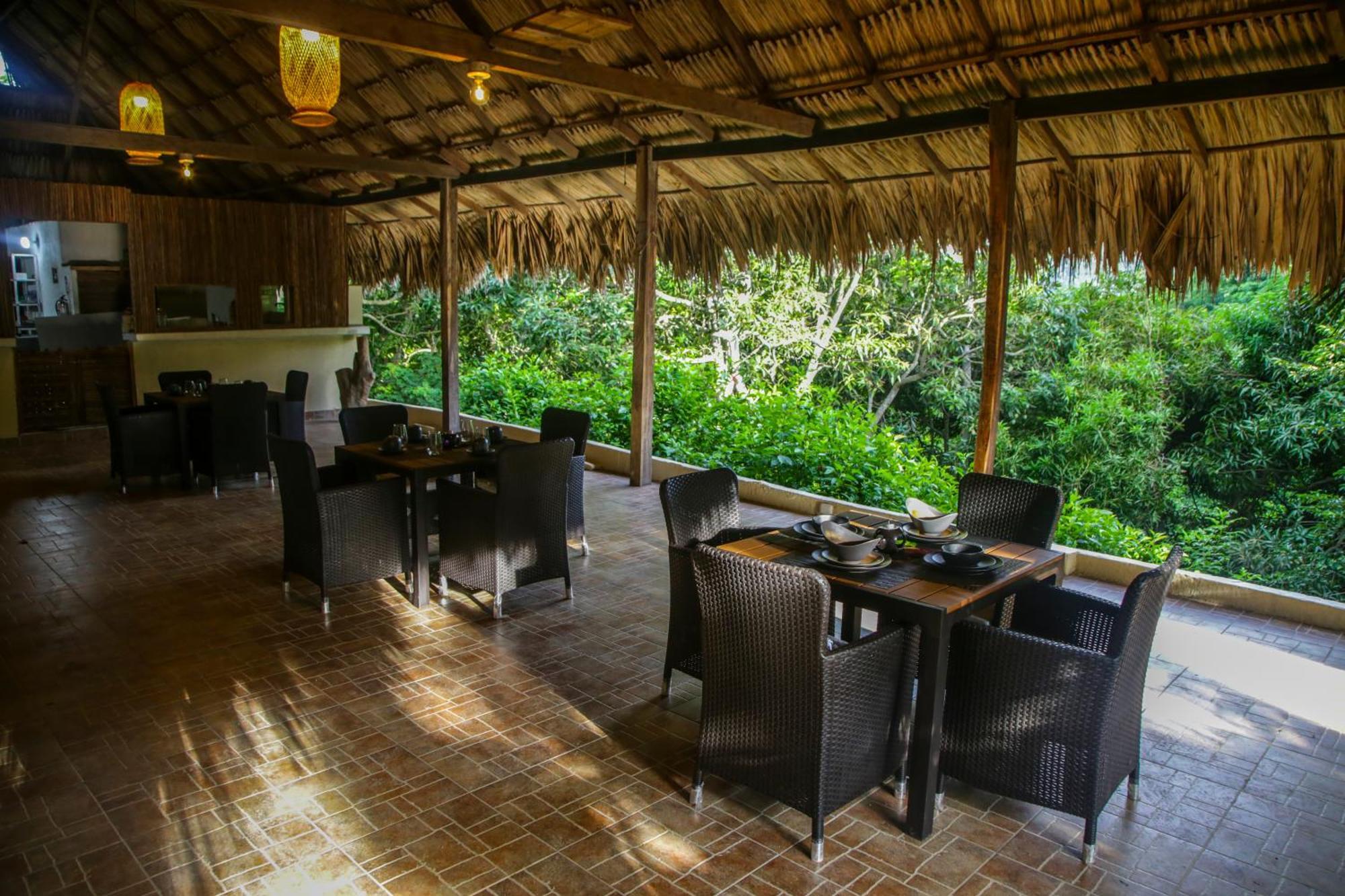 Nyia Boutique Hotel El Curval Екстериор снимка